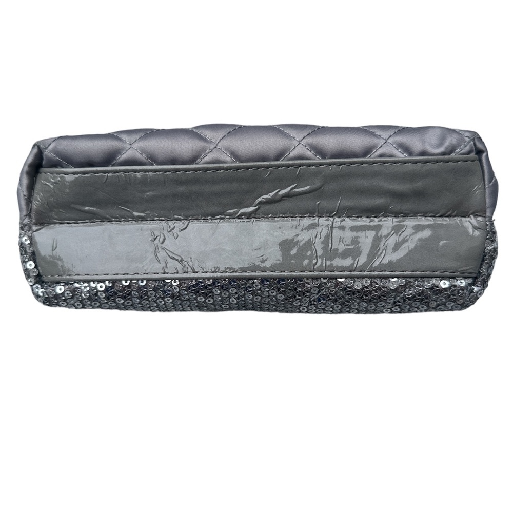 Clutch Wallet From Guess With Sequins On The Outs… - image 3